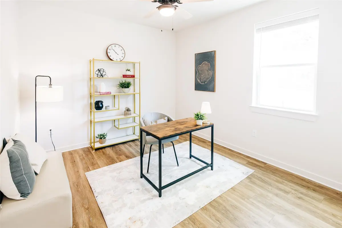 7051 Meadow Lake BLVD #9101, Austin, TX 78744