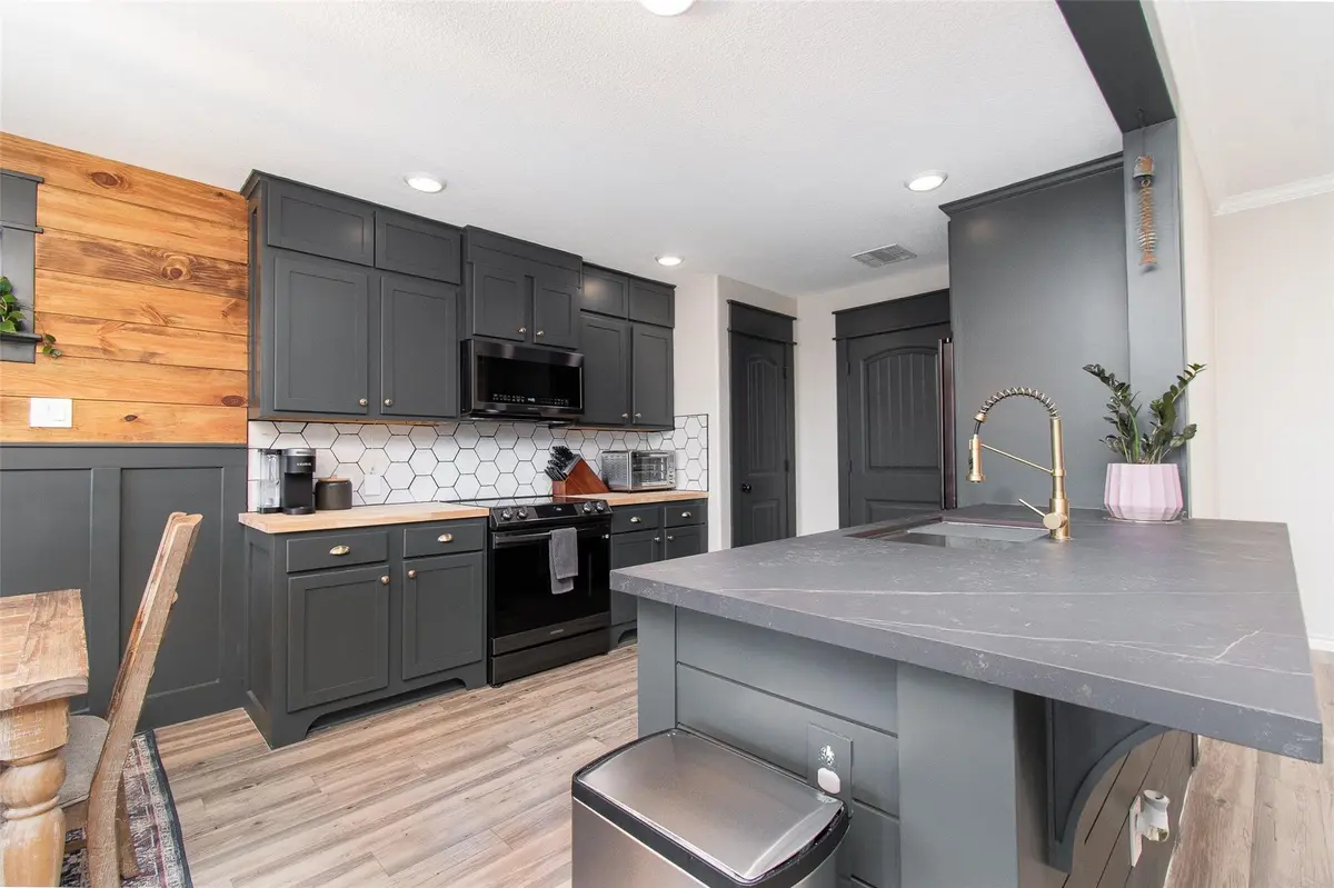 833 Karey DR, Temple, TX 76502