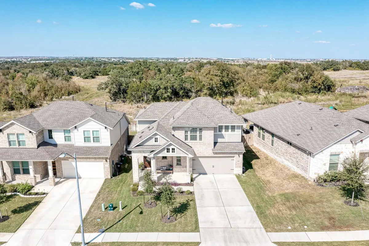 521 Elm Green ST, Hutto, TX 78634