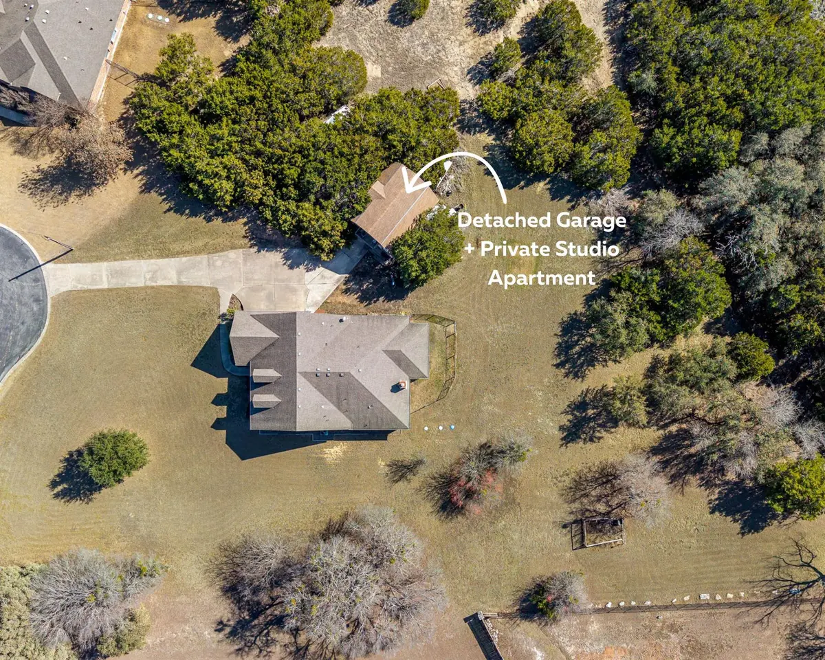 100 Clydesdale CT, Liberty Hill, TX 78642