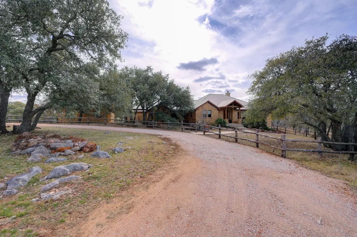 2551 Wolf Creek Ranch RD, Burnet, TX 78611