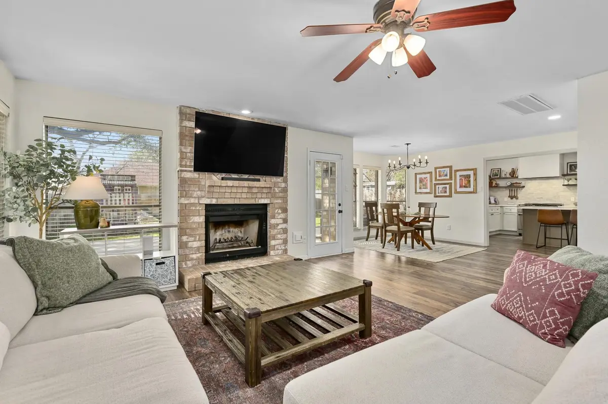 2146 Surrender Ave, Austin, TX 78728