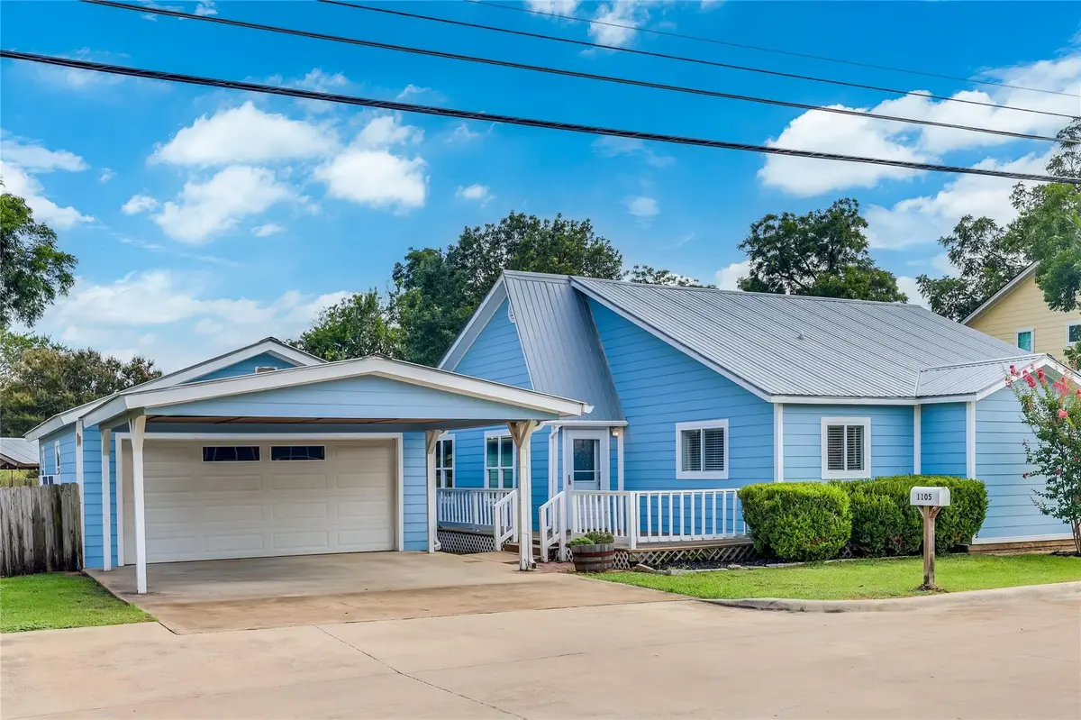 1105 Farm ST, Bastrop, TX 78602
