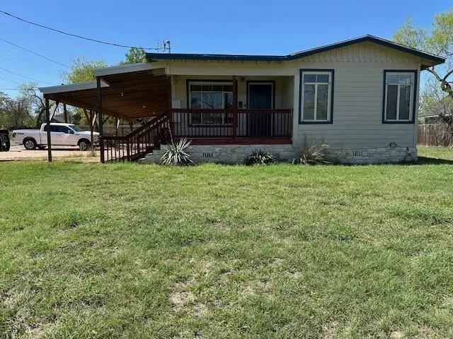 802 Magnolia LN, Cottonwood Shores, TX 78657