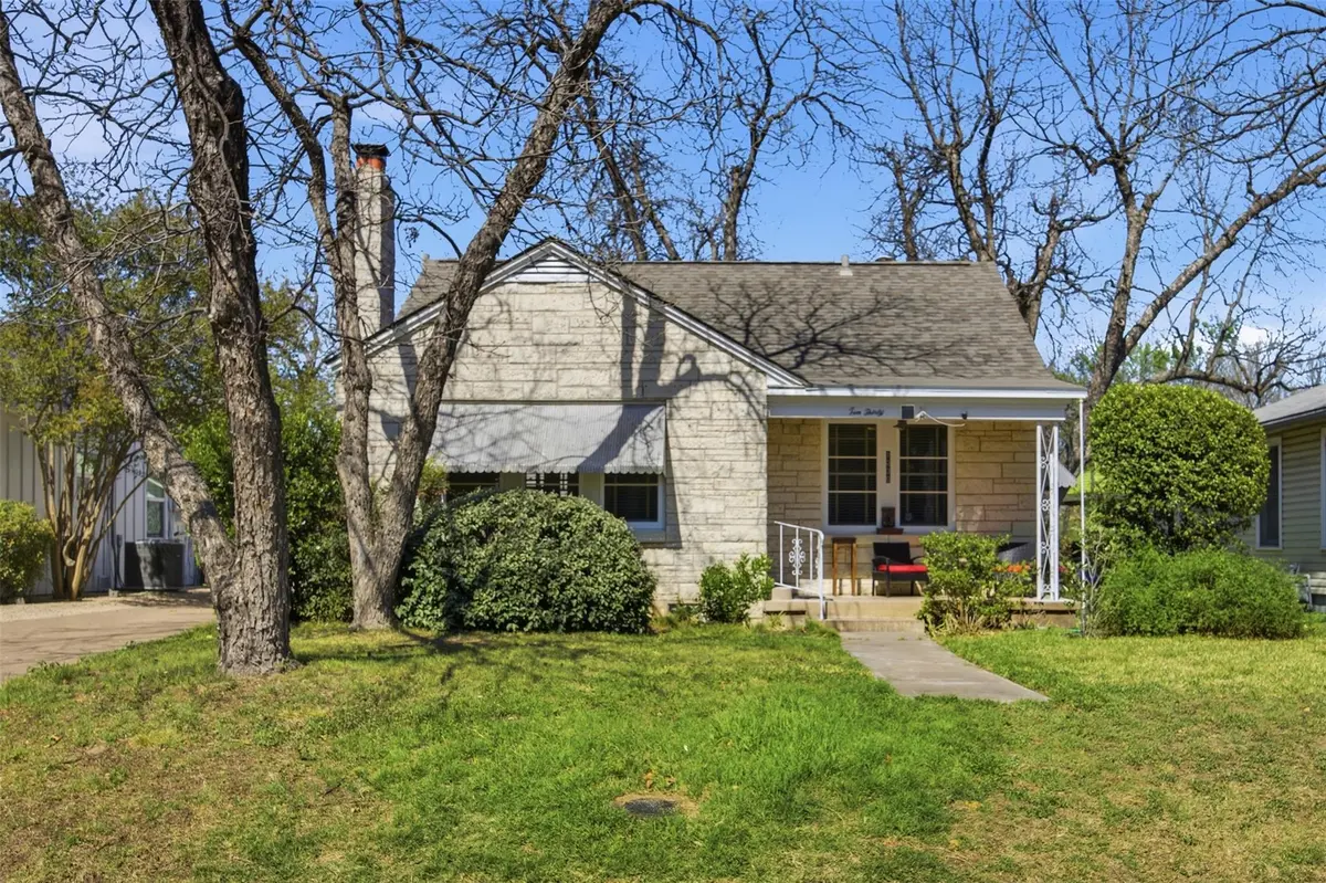 1030 E 44th ST, Austin, TX 78751