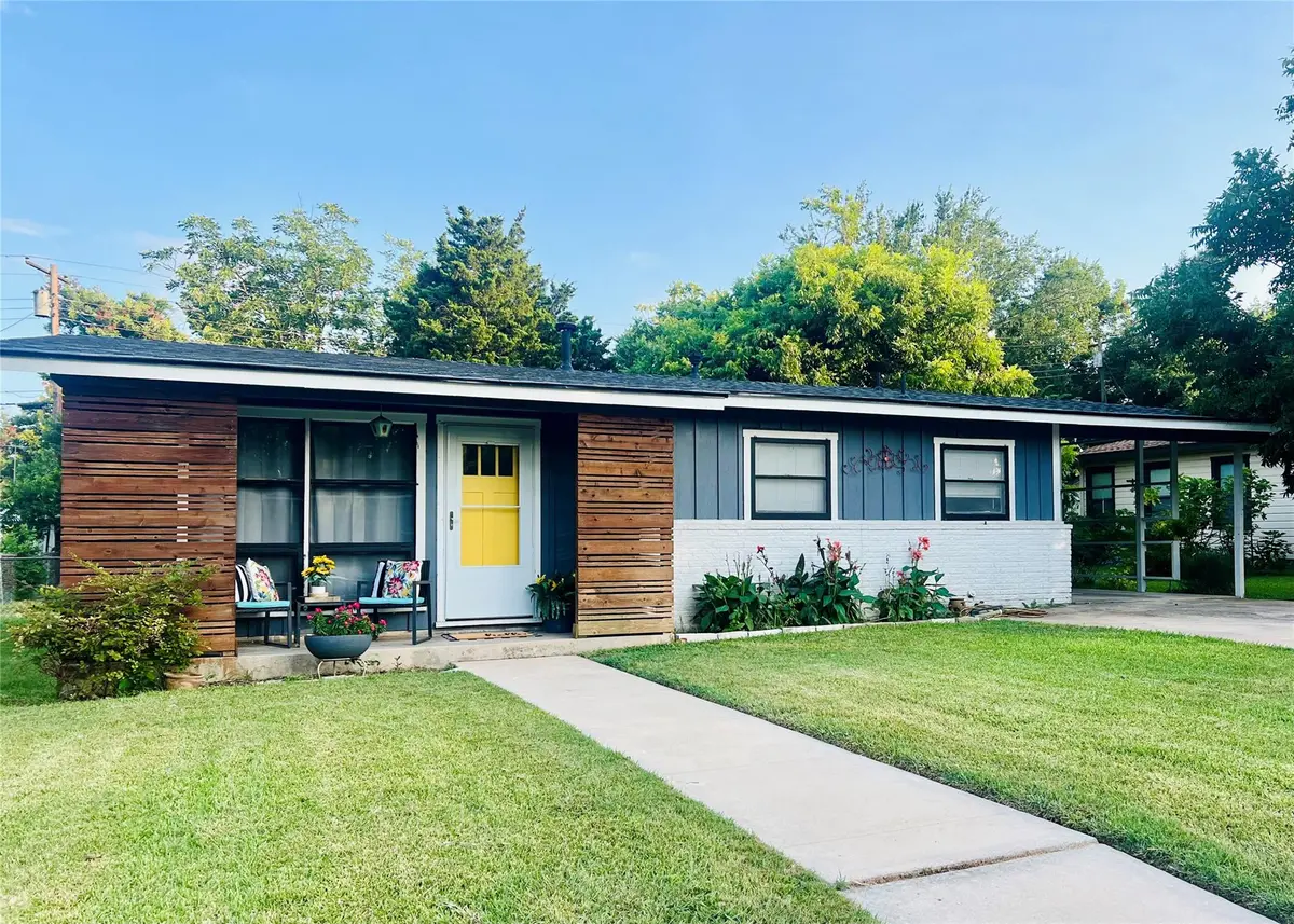 1003 Kirk ST, Taylor, TX 76574