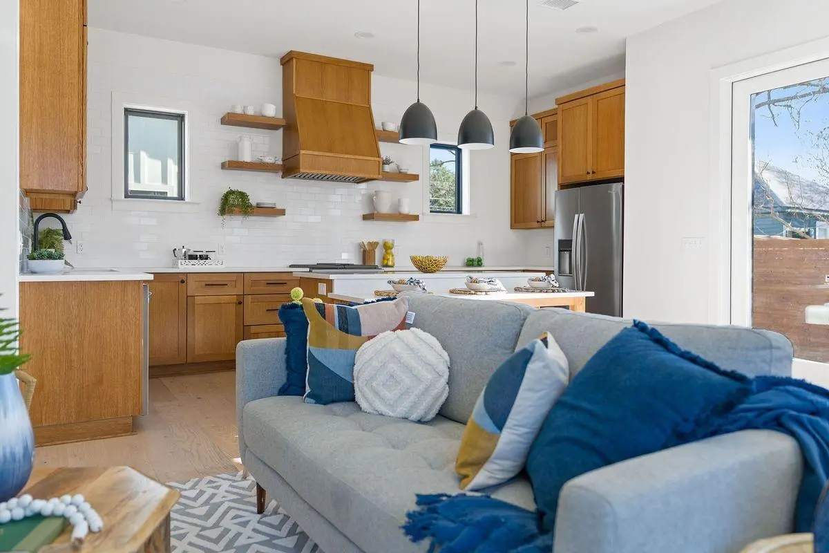 4418 Red River ST #2, Austin, TX 78751