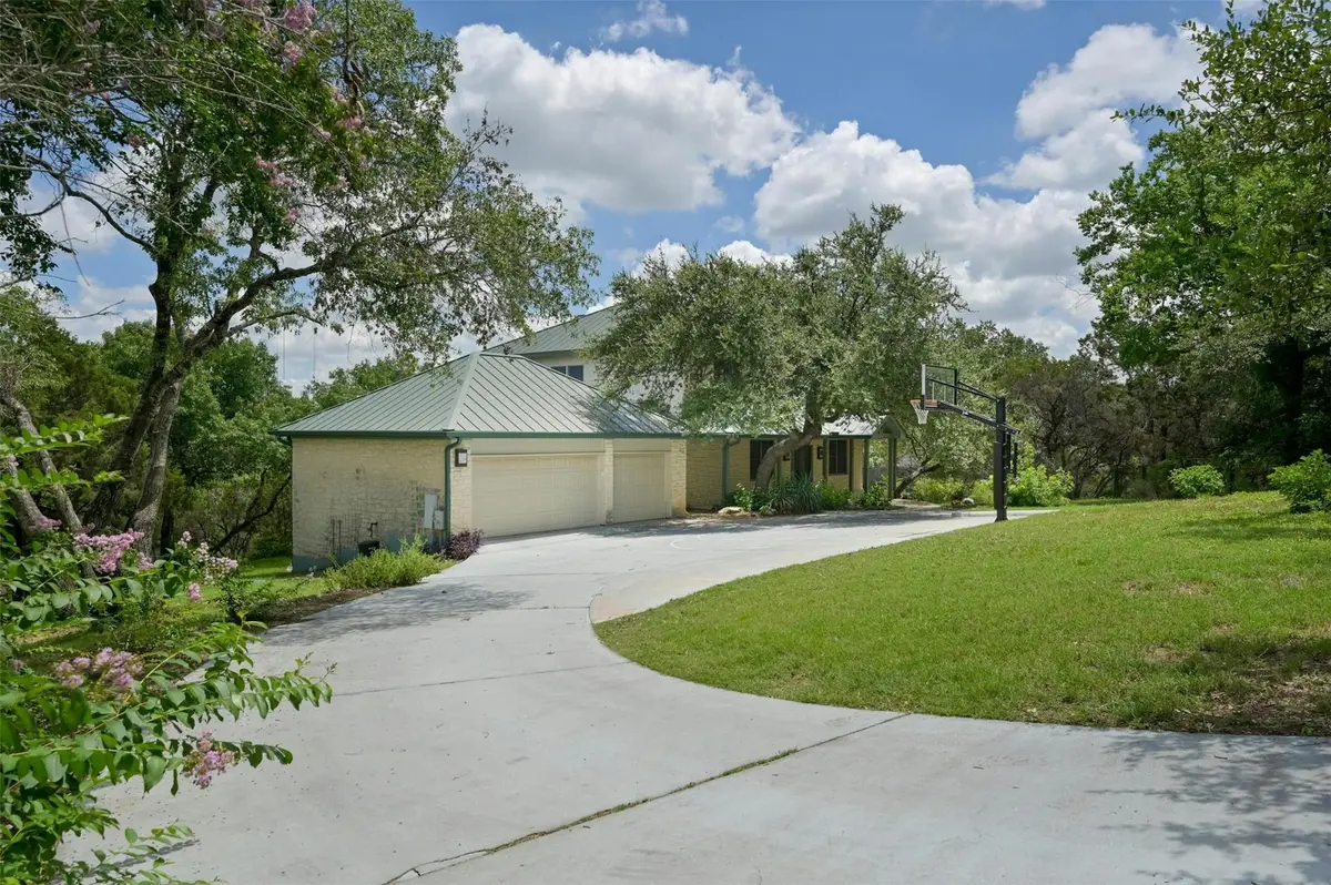 2009 Yaupon Valley RD, Austin, TX 78746