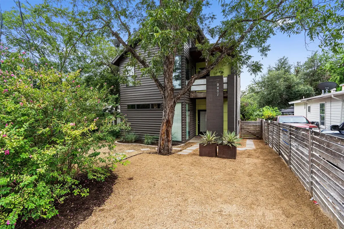 2207 New York Ave, Austin, TX 78702
