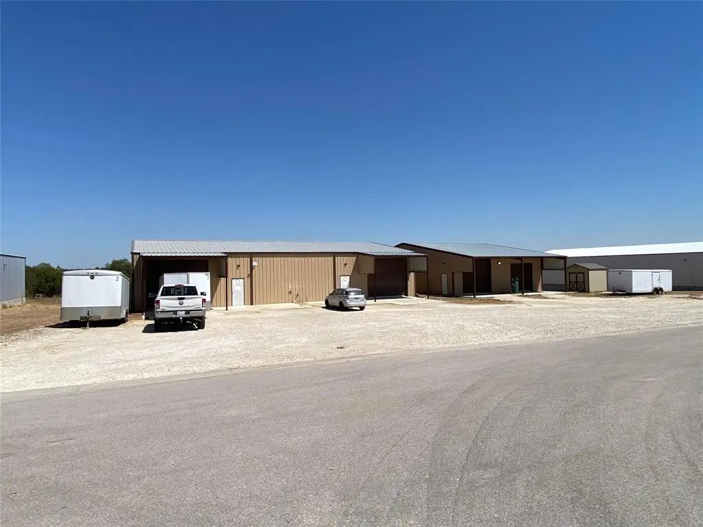 504 LR Williams LN, Jarrell, TX 76537