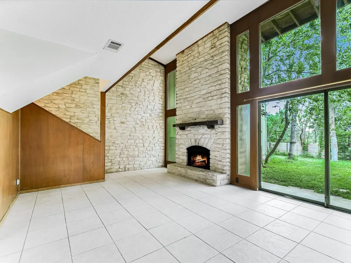 4713 Bull Creek RD, Austin, TX 78731