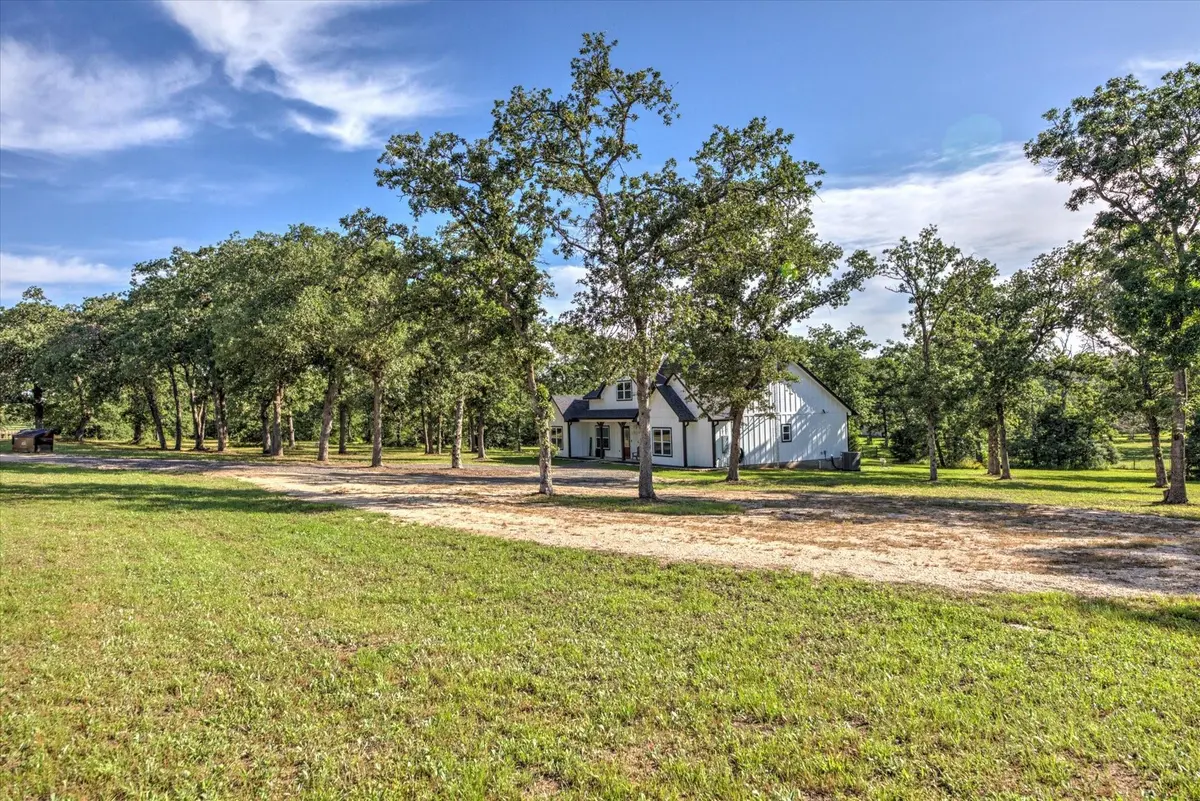 1711 County Road 457, Thorndale, TX 76577
