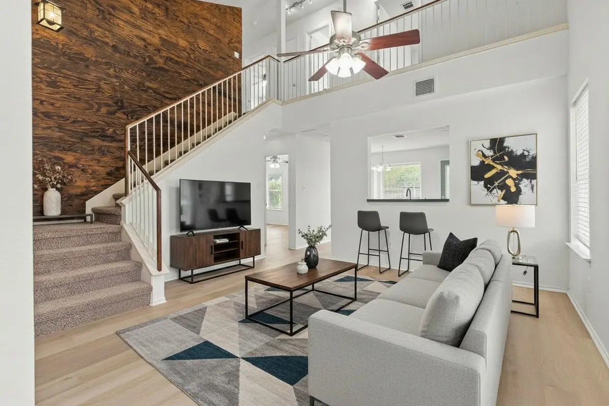 1310 Dillon Lake BND, Leander, TX 78641