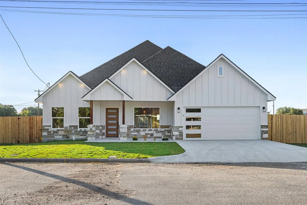 340 Cactus ST, Giddings, TX 78942