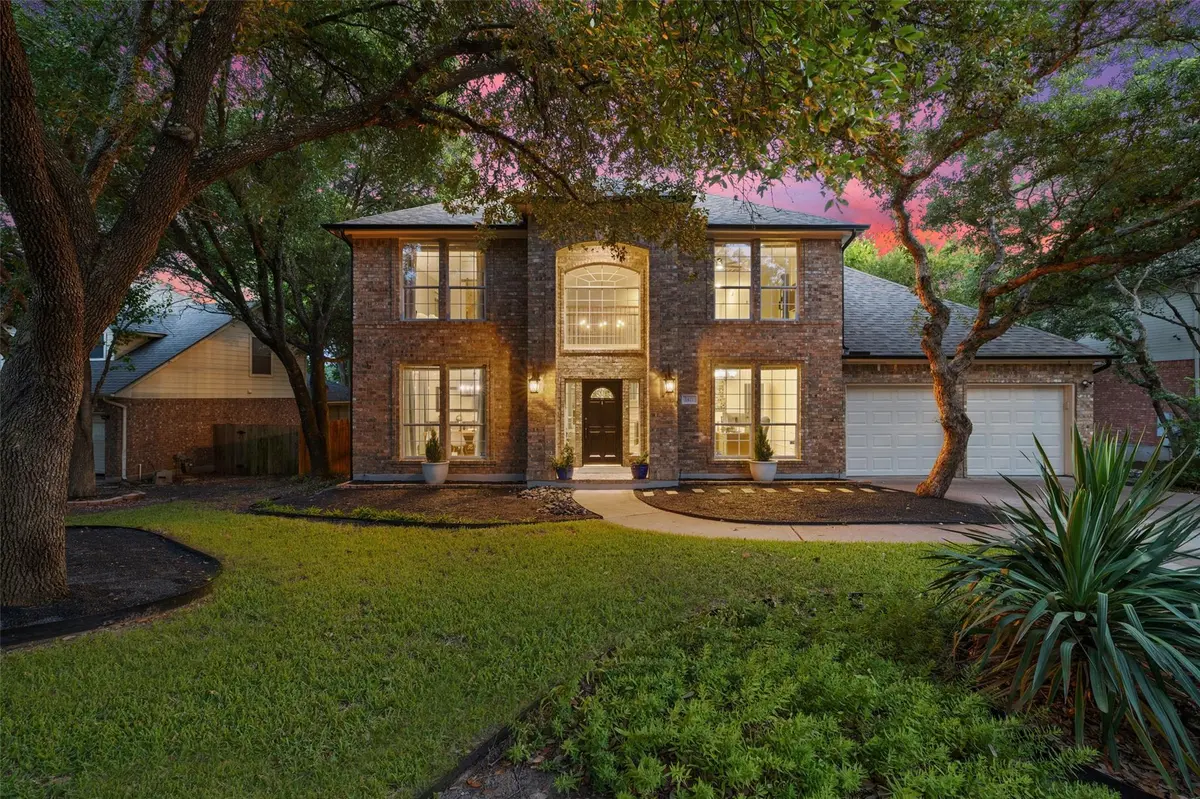 1421 Braided Rope DR, Austin, TX 78727