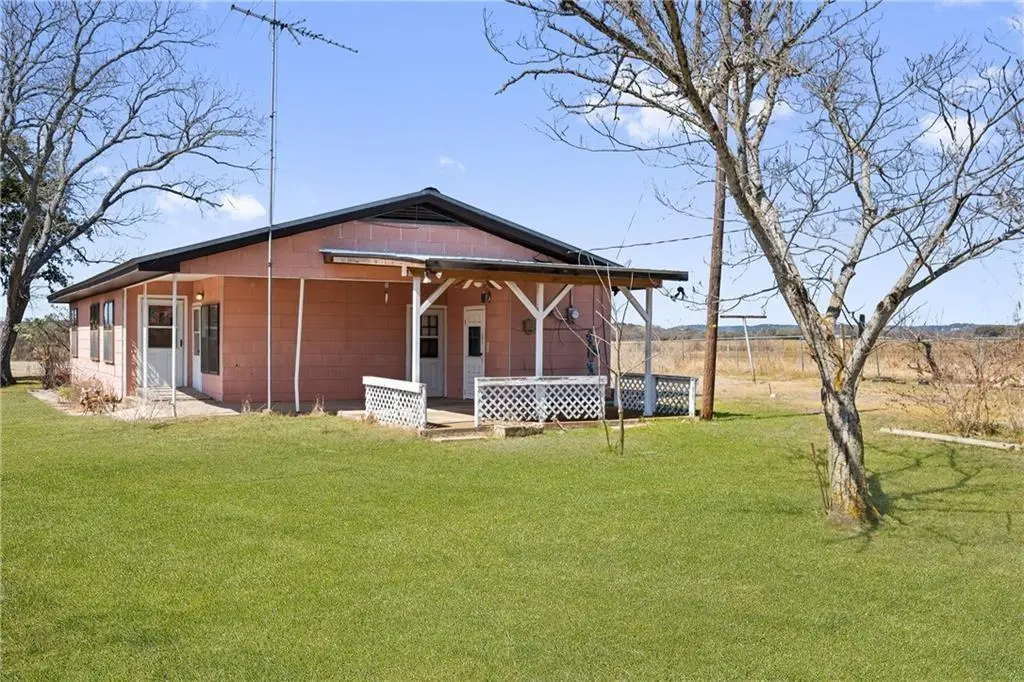 5692 Ranch Road 1623 RNCH, Blanco, TX 78606