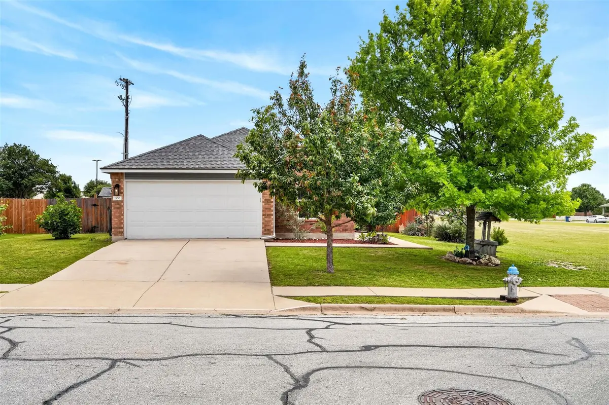 300 Wimberley ST, Hutto, TX 78634