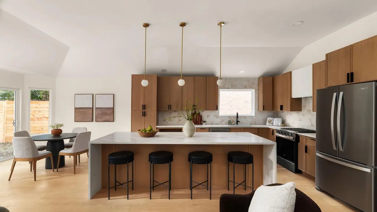 10518 Redmond RD, Austin, TX 78739
