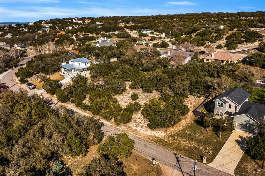 507 Cowal DR S, Spicewood, TX 78669