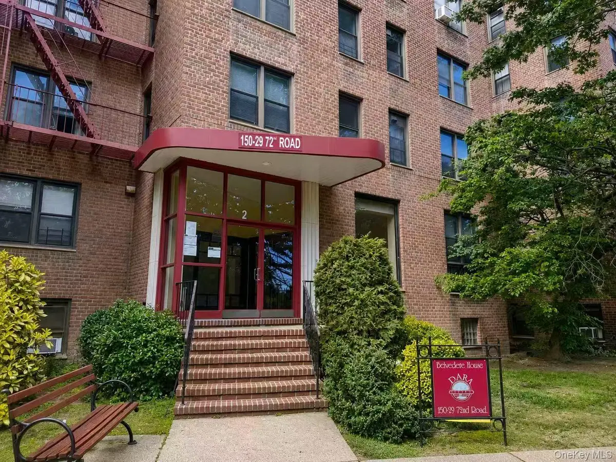 150-29 72nd RD #5K, Flushing, NY 11367