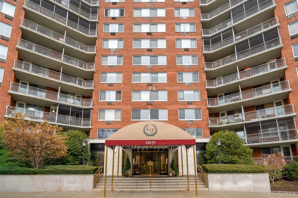 220-55 46 AVE #5R, Bayside, NY 11362