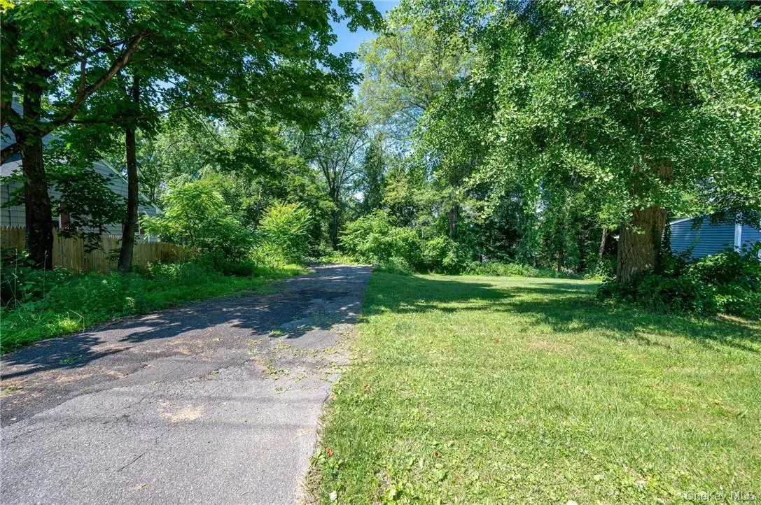 116 MONTGOMERY ST, Rhinebeck, NY 12572