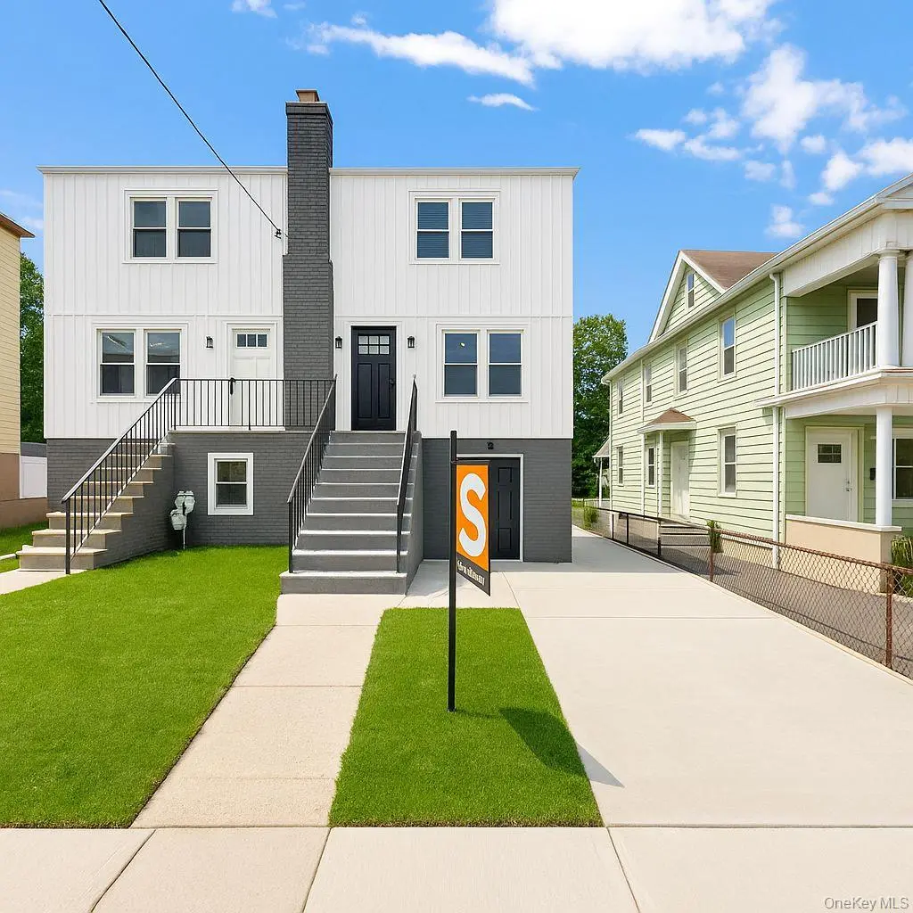 68 Lamartine AVE, Yonkers, NY 10701