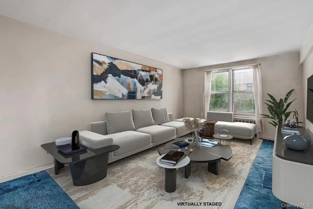 84-20 51st AVE #5C, Elmhurst, NY 11373