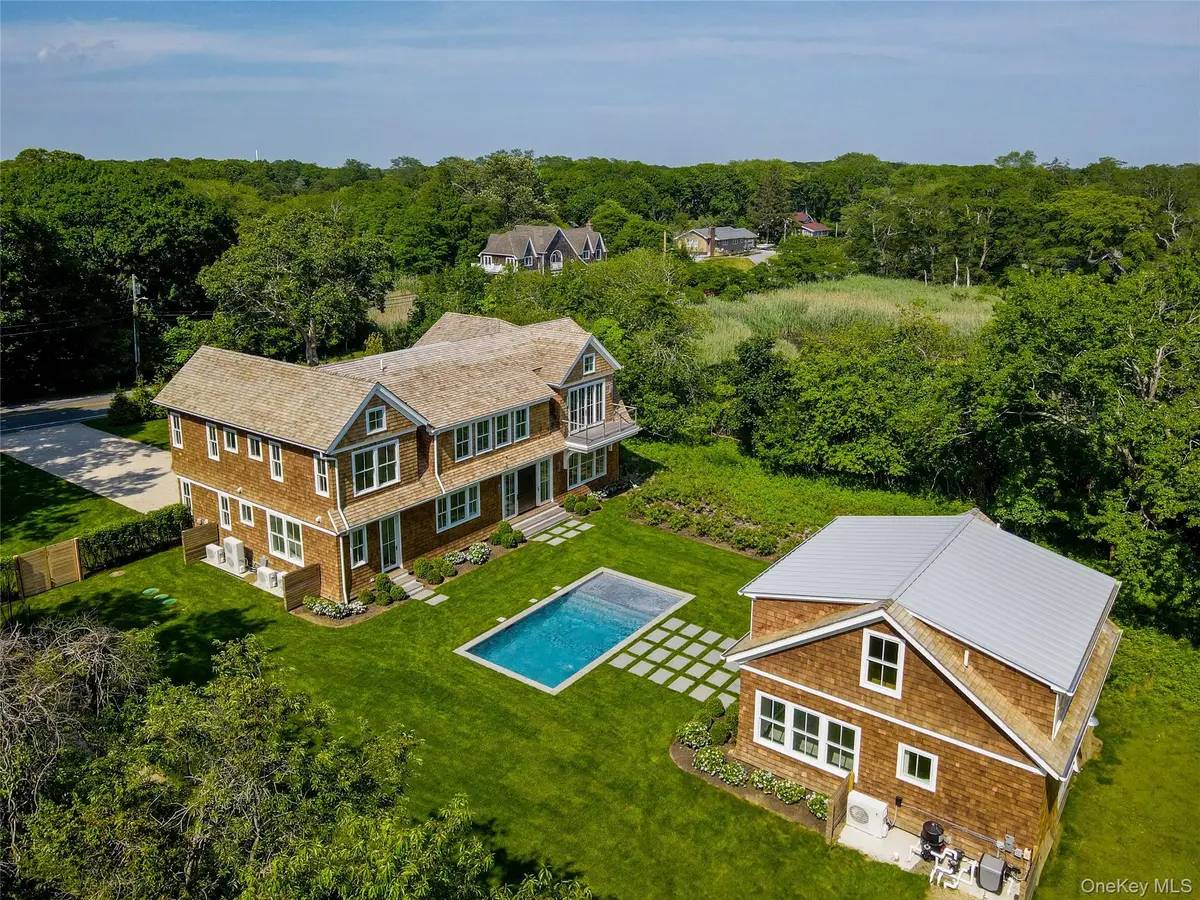161 South RD, Westhampton, NY 11977