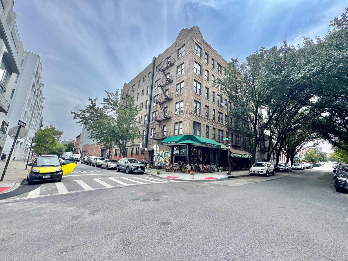 101-105 Havemeyer ST, Brooklyn, NY 11211