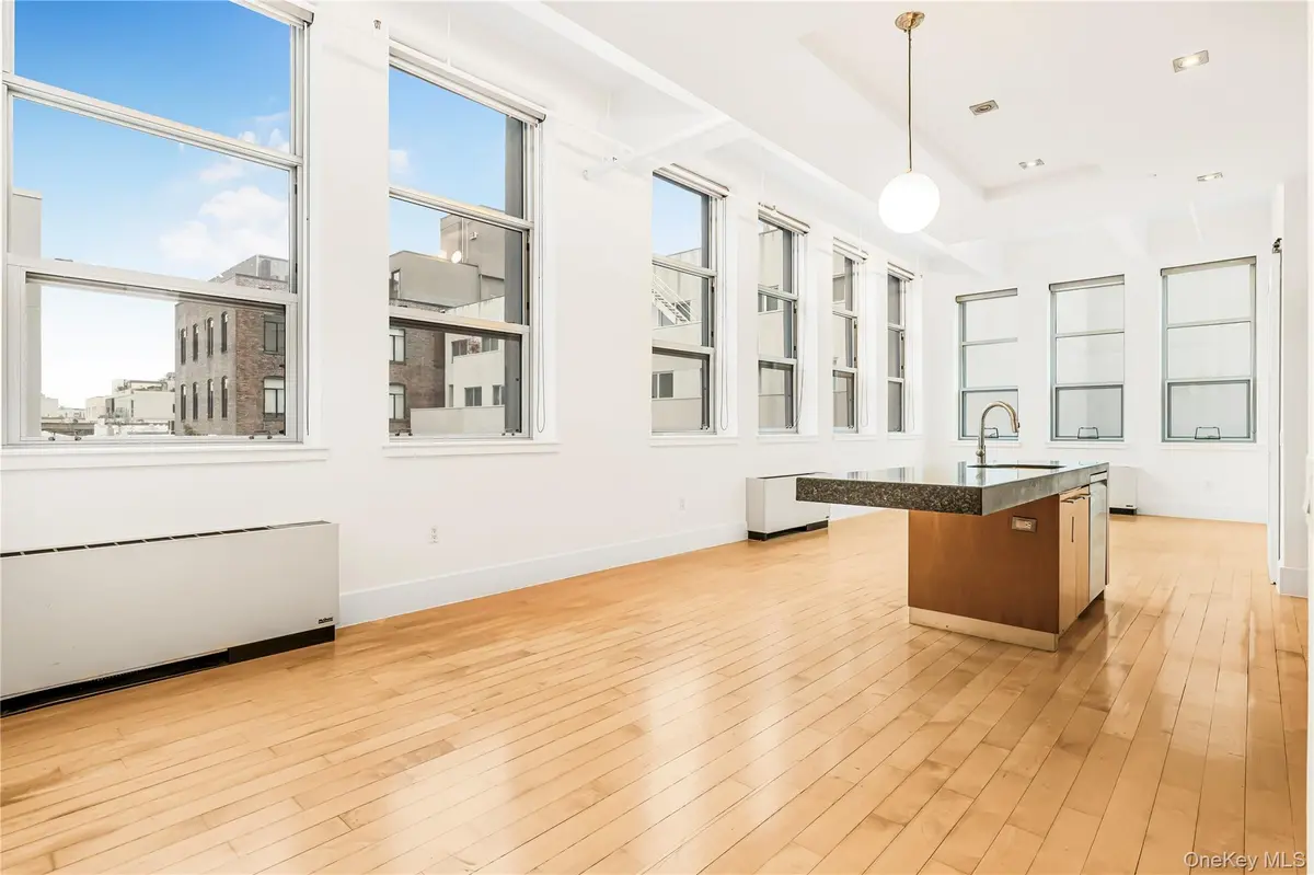 55 Berry ST #4F, Brooklyn, NY 11249