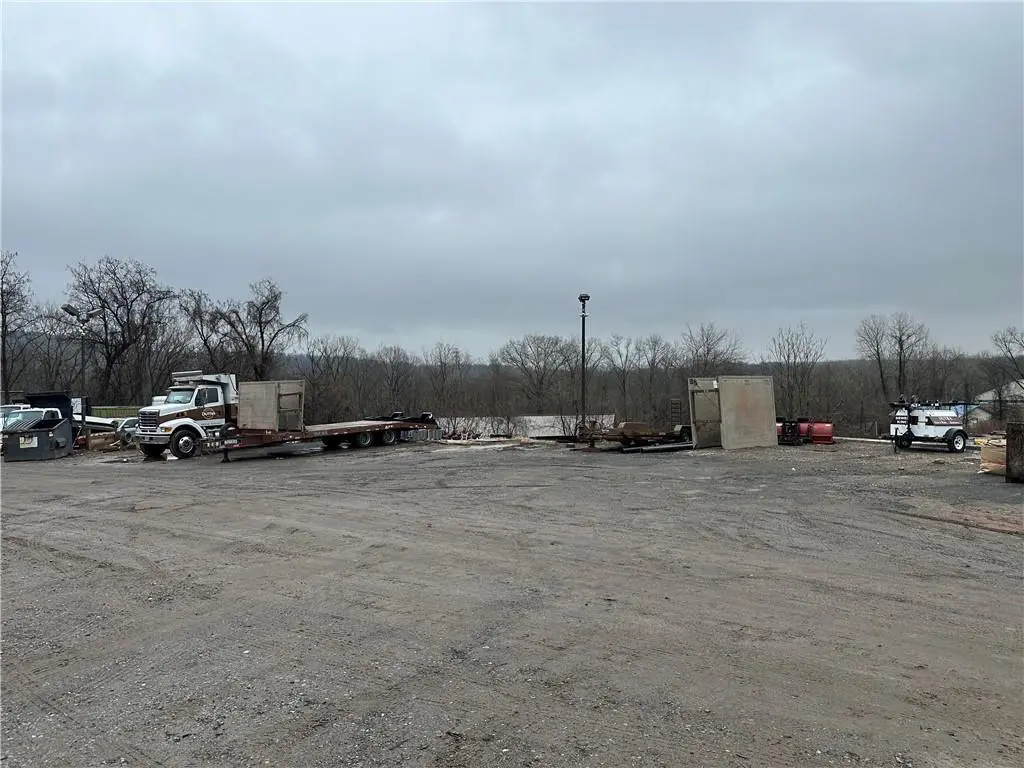 419 Western HWY #Container, Tappan, NY 10983