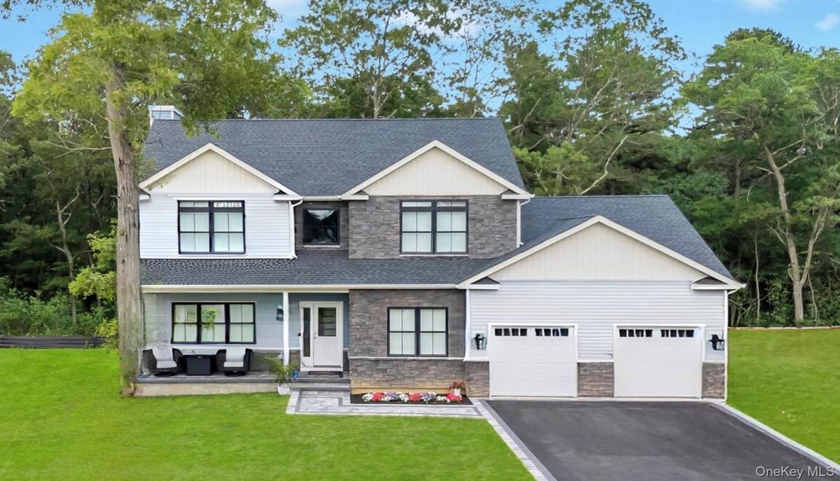 Lot #3 Cardinal CT, Ridge, NY 11961