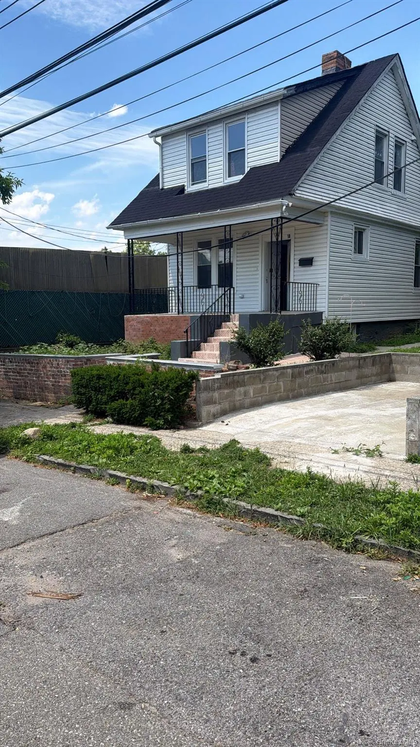 9 Roanoke ST, Yonkers, NY 10710