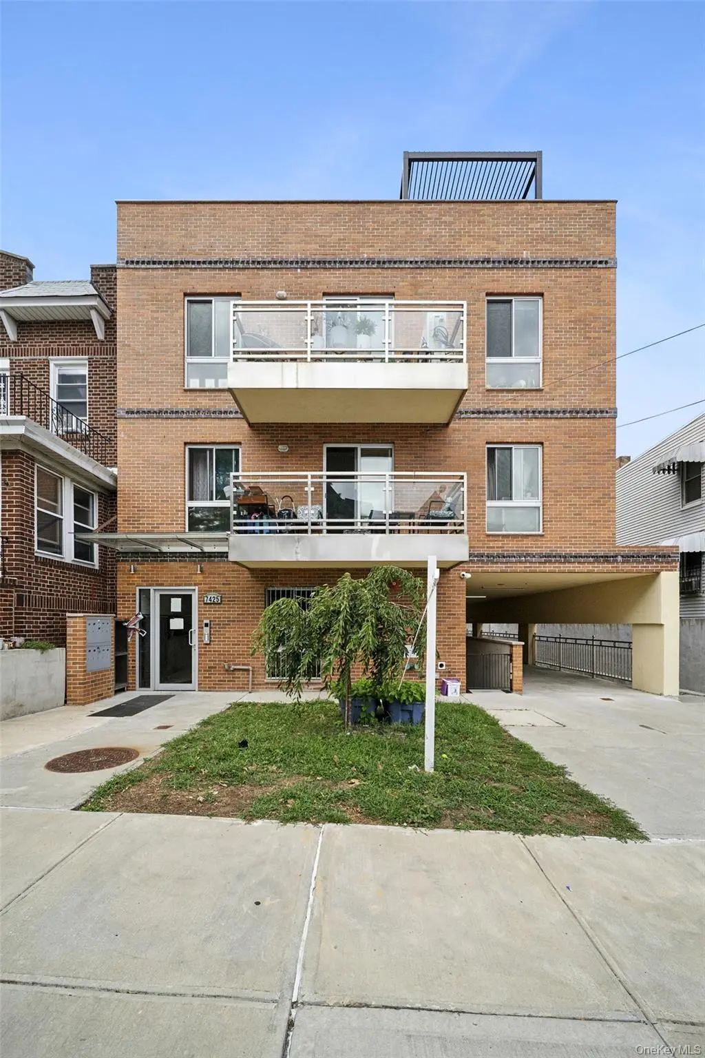 7425 43rd AVE #3A, Elmhurst, NY 11373