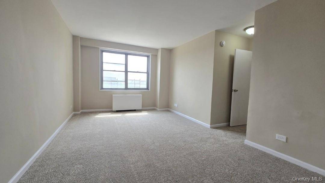 175-20 Wexford TER #3S, Jamaica Estates, NY 11432