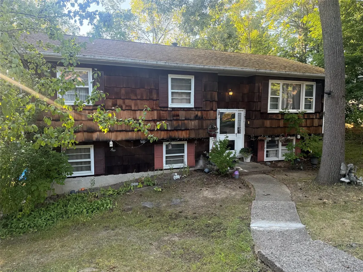 20 McGill RD, Monroe, NY 10950
