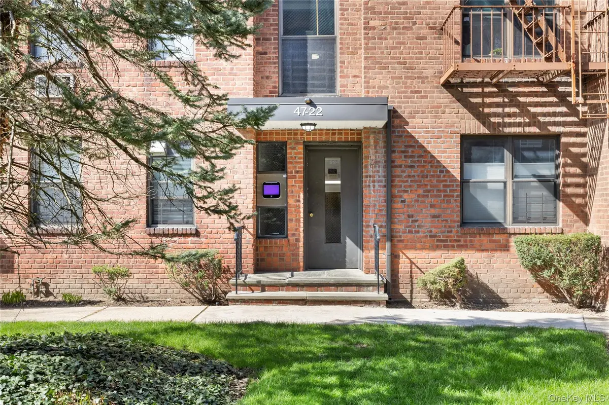 47-22 215th PL #2B, Bayside, NY 11364