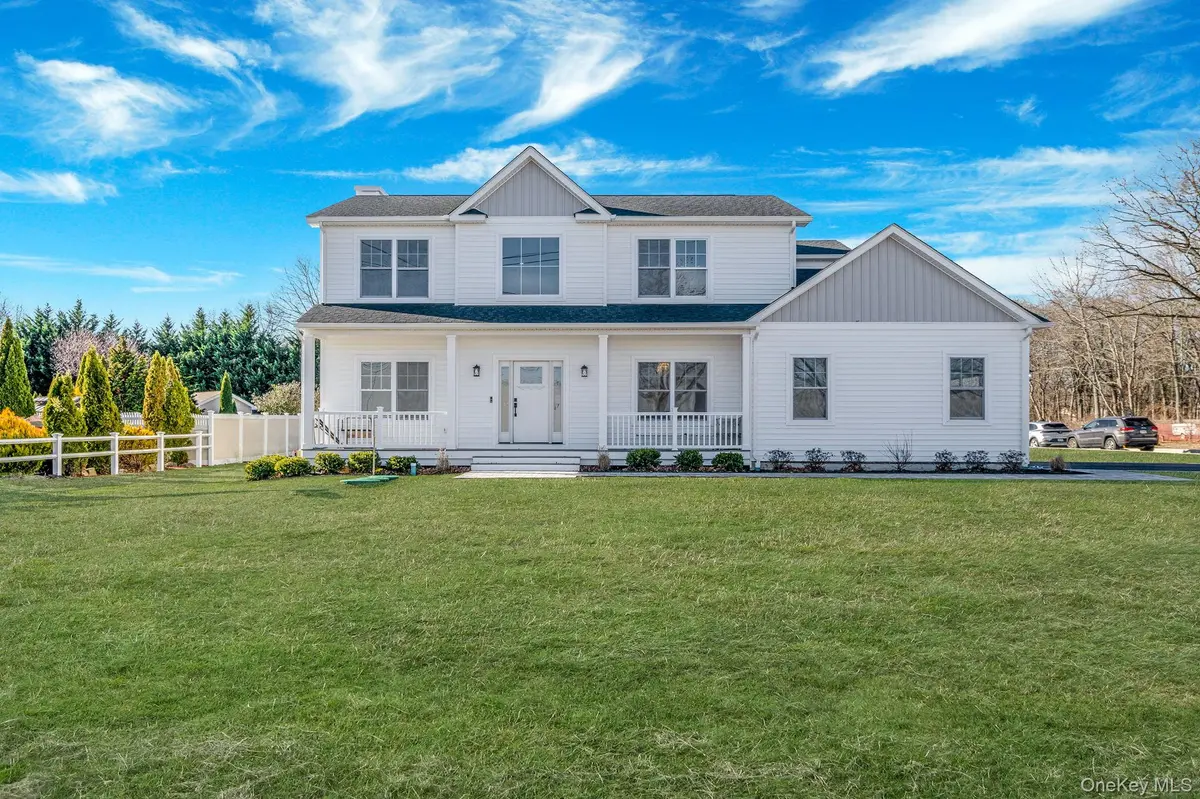 64 Blydenburgh RD, Centereach, NY 11720