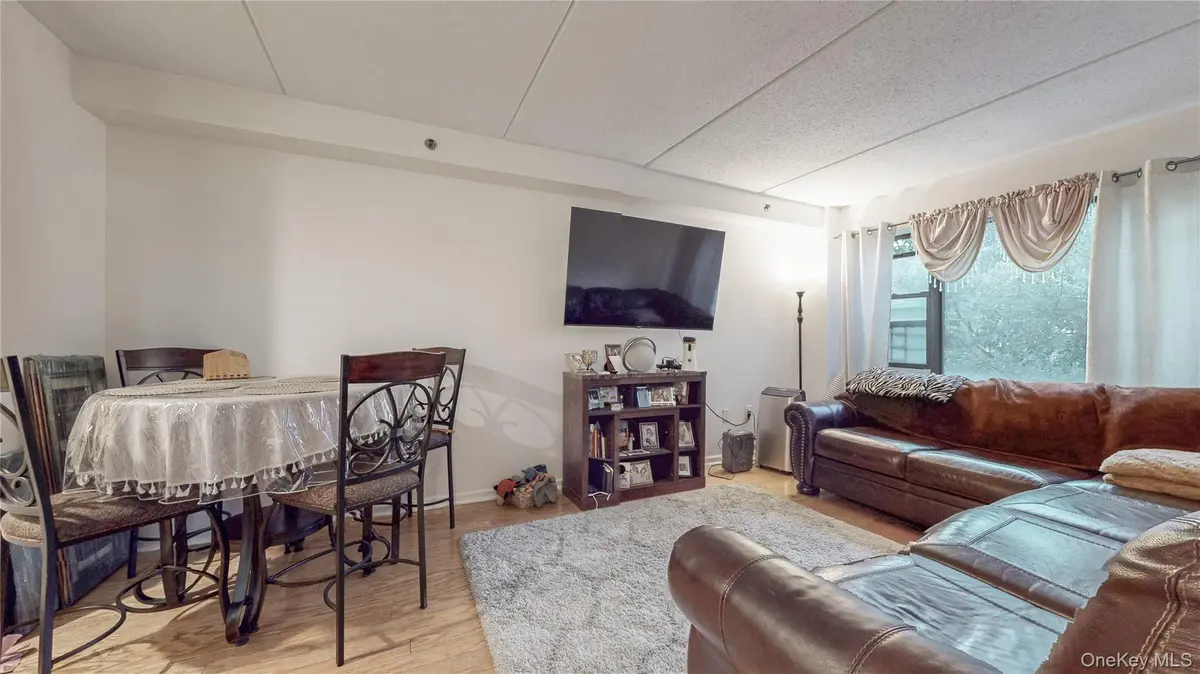 1275 Grant AVE #2G, Bronx, NY 10456