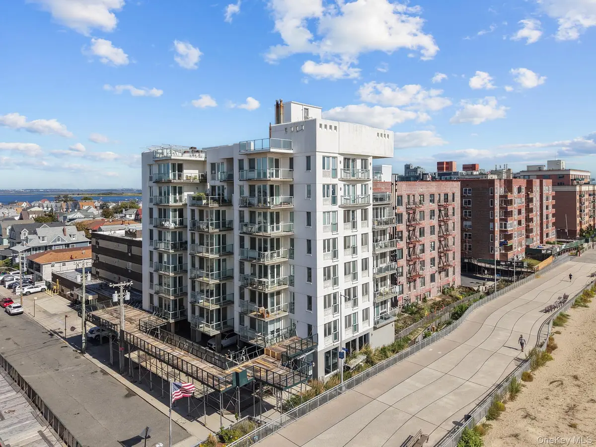 118-20 Ocean Promenade #6D, Rockaway Park, NY 11694