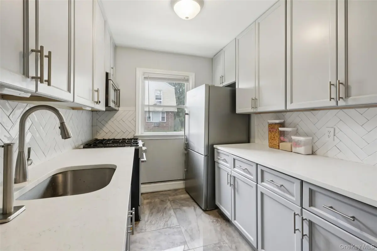 20 Main Street #20, Garnerville, NY 10923