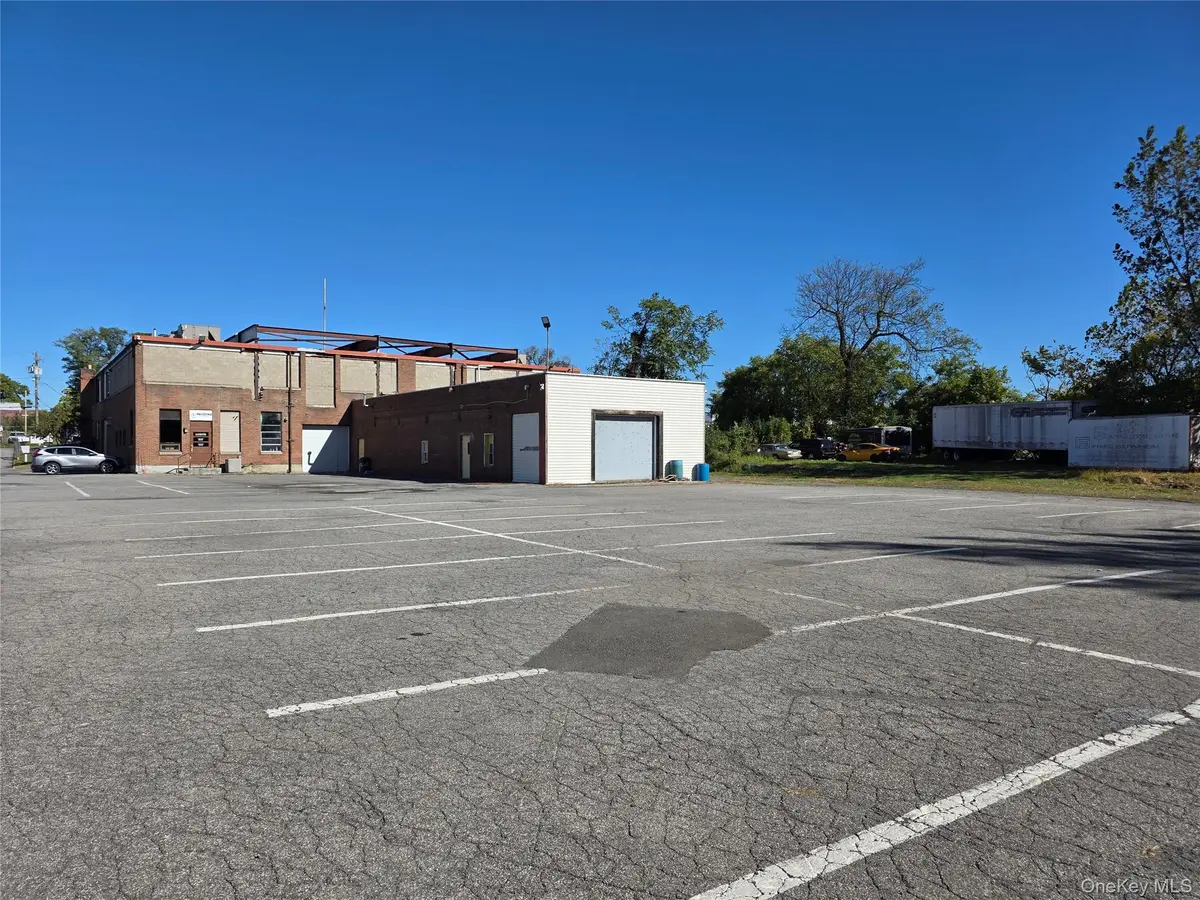 85 Dickson ST, Newburgh, NY 12550