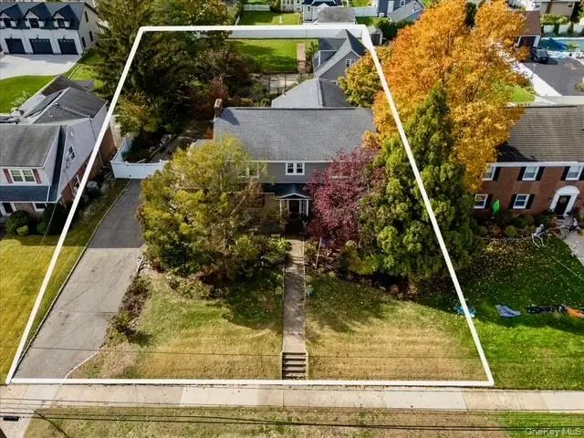 331 Mineola BLVD, Mineola, NY 11501