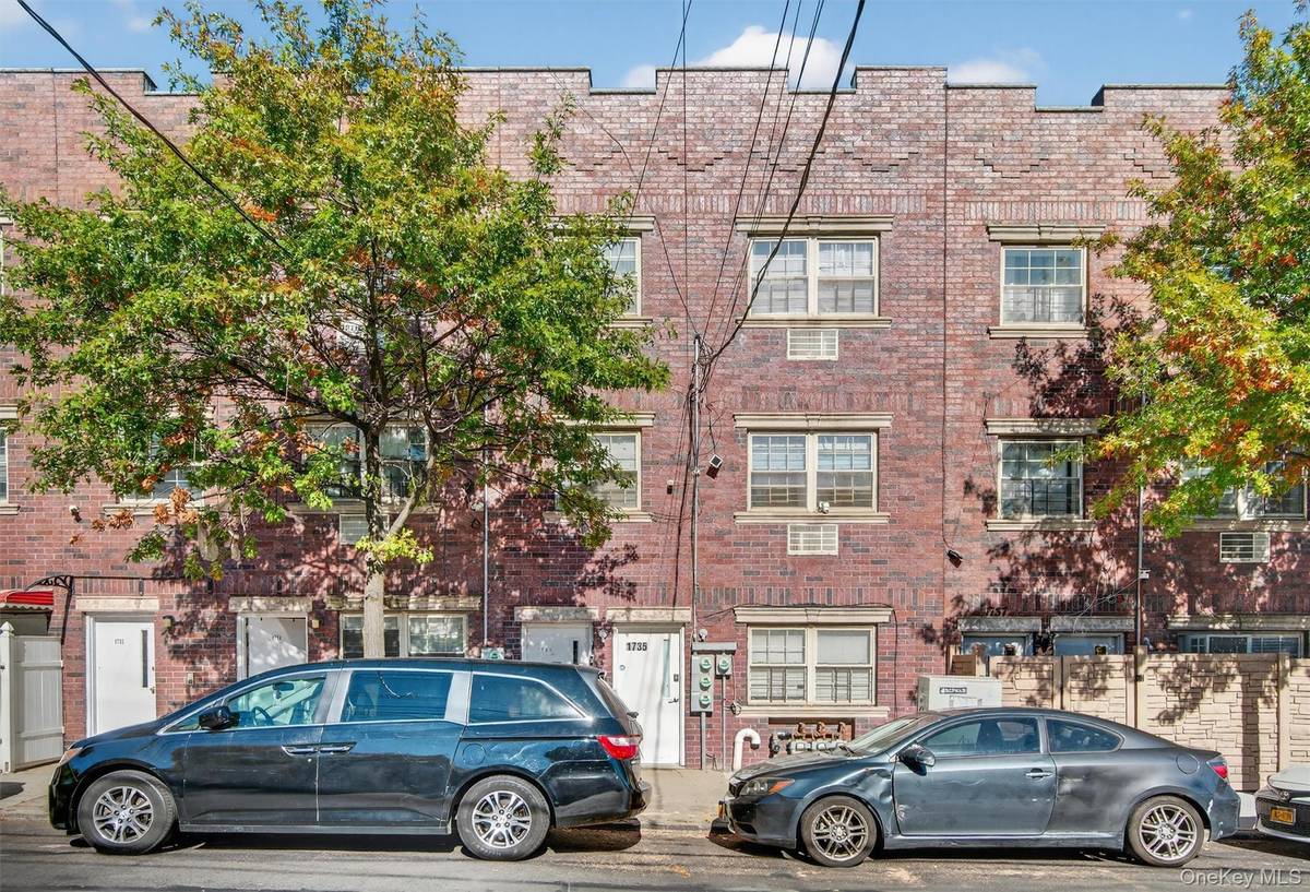 1735 Mansion ST, Bronx, NY 10460