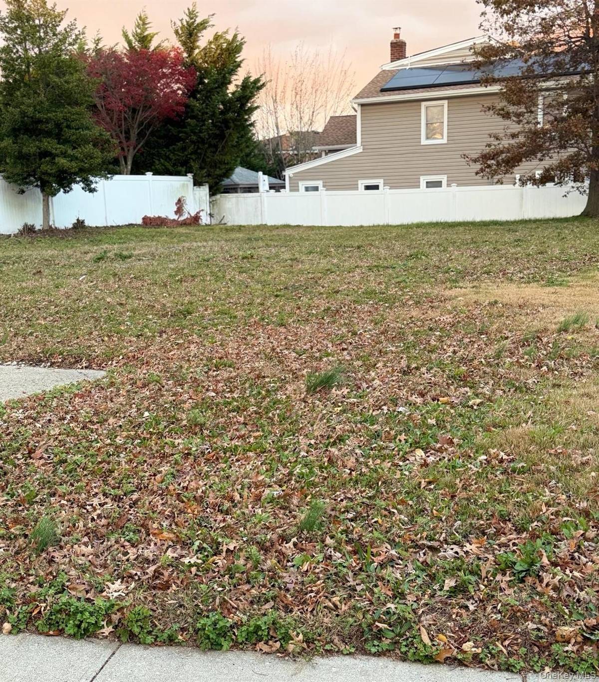 3051 Grand AVE, Baldwin, NY 11510