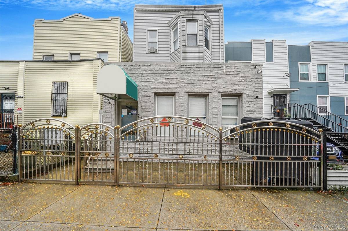 852 Blake AVE, Brooklyn, NY 11207