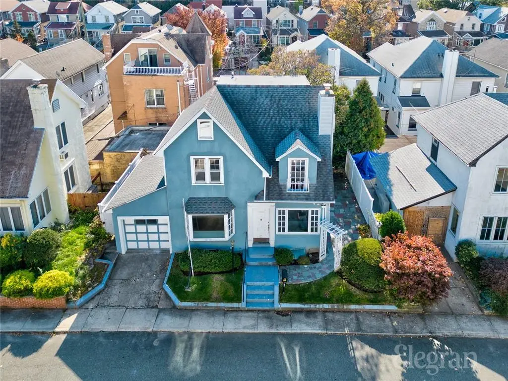 4 78th ST, Brooklyn, NY 11209