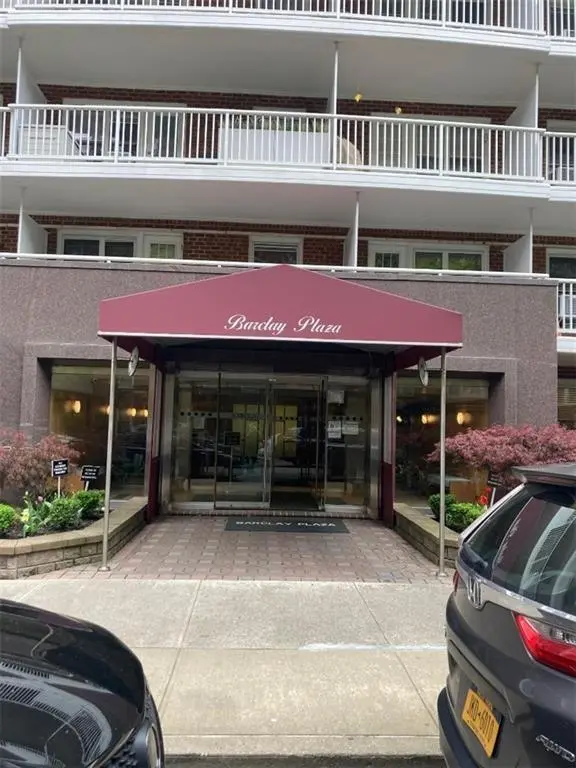 110-20 71st ST #219, Forest Hills, NY 11375