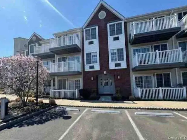94-24 Magnolia CT #3A, Jamaica, NY 11417